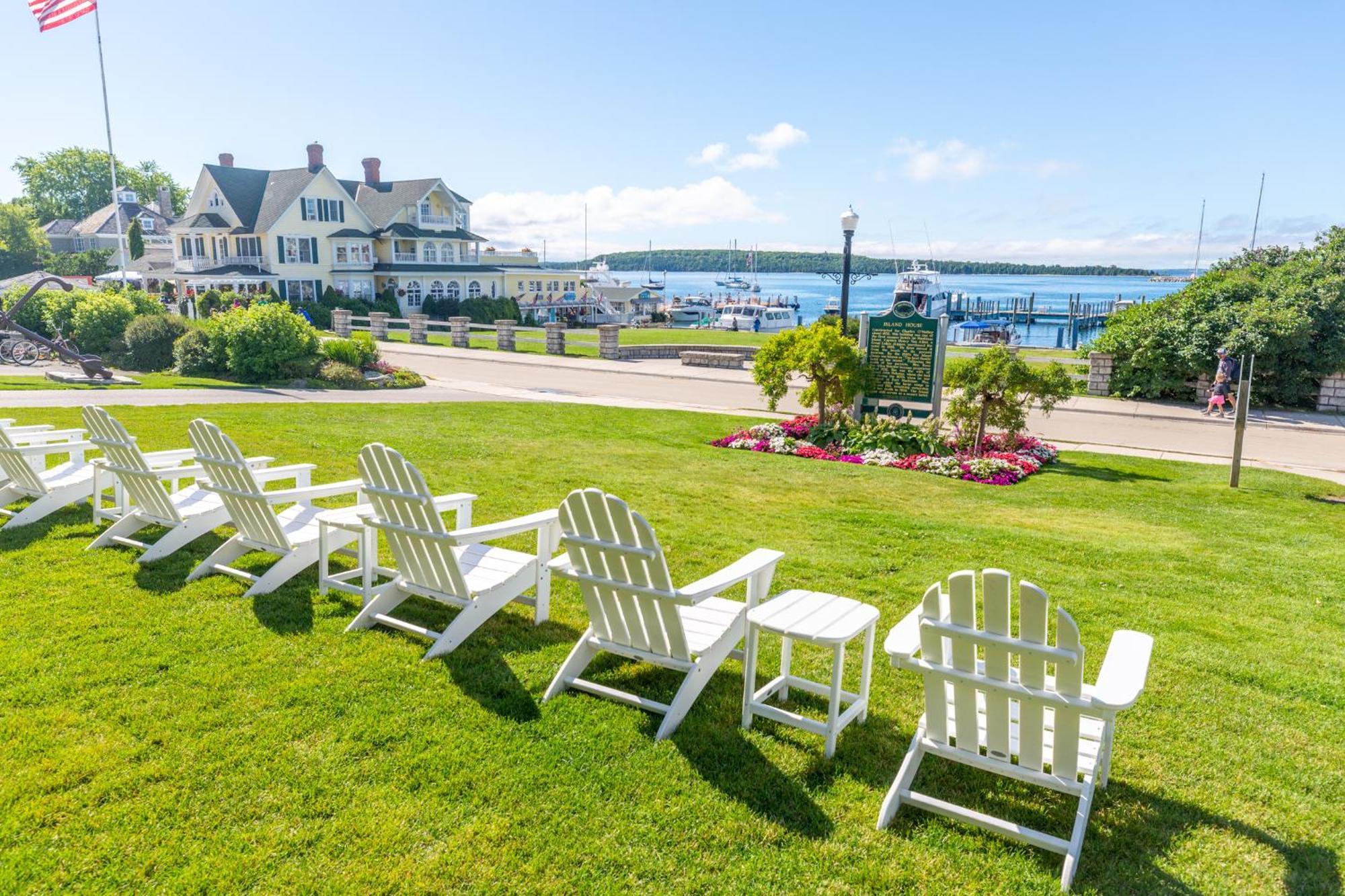 Island House Hotel マキノー島 エクステリア 写真